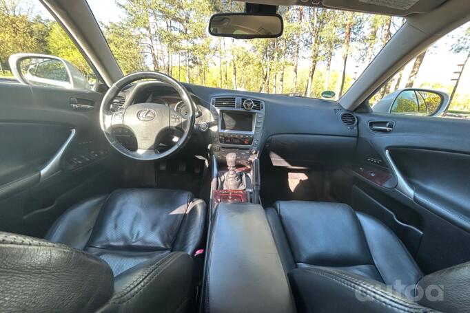 Lexus IS XE20 Sedan 4-doors