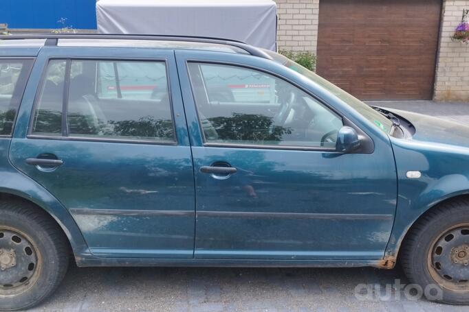 Volkswagen Golf 4 generation wagon