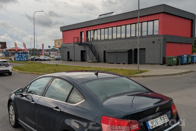 Citroen C5 2 generation Sedan
