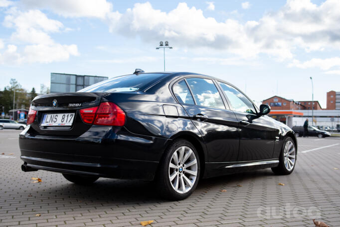 BMW 3 Series E90/E91/E92/E93 [restyling] Sedan