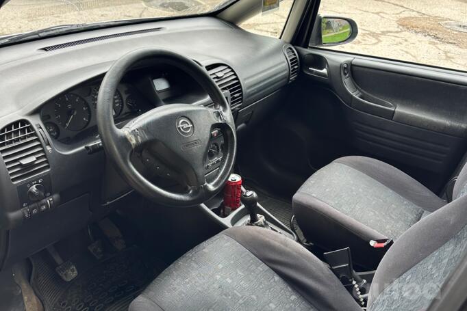 Opel Zafira A Minivan 5-doors