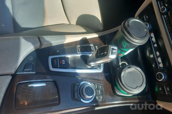 BMW 5 Series F07/F10/F11 Sedan