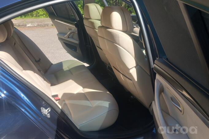 BMW 5 Series F07/F10/F11 Sedan