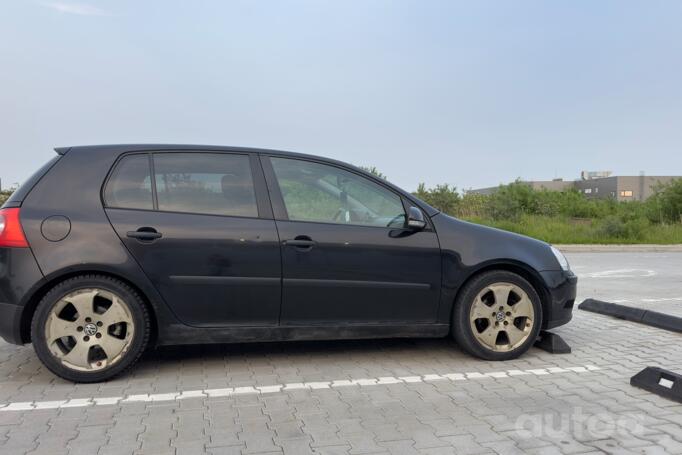 Volkswagen Golf 5 generation Hatchback 5-doors