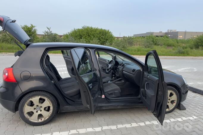 Volkswagen Golf 5 generation Hatchback 5-doors