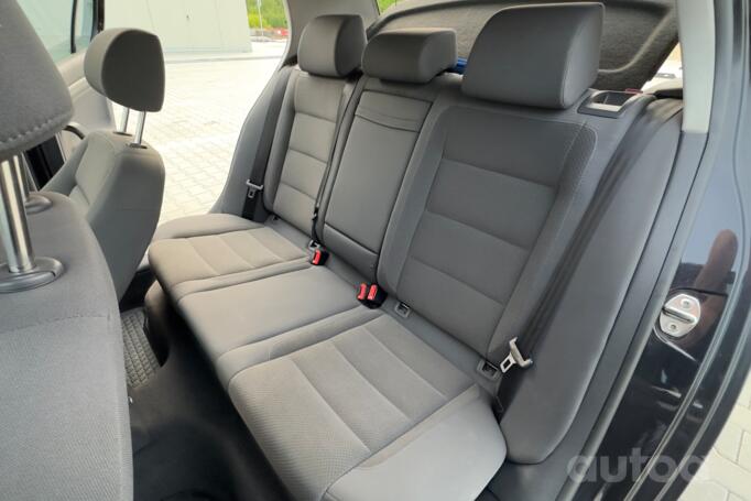 Volkswagen Golf 5 generation Hatchback 5-doors