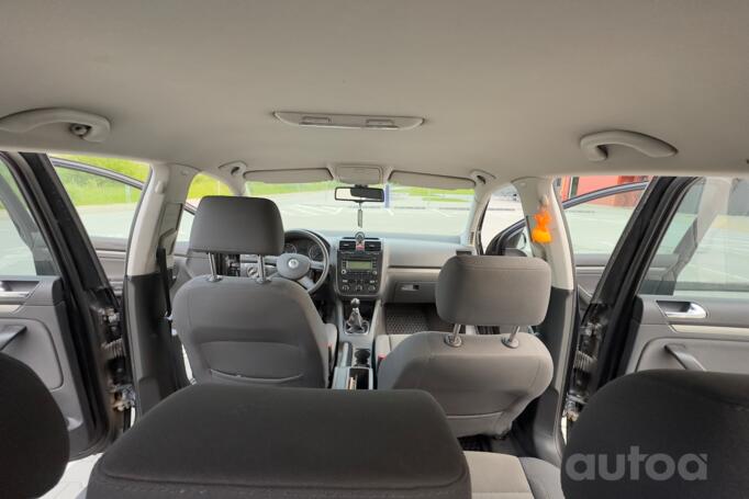 Volkswagen Golf 5 generation Hatchback 5-doors