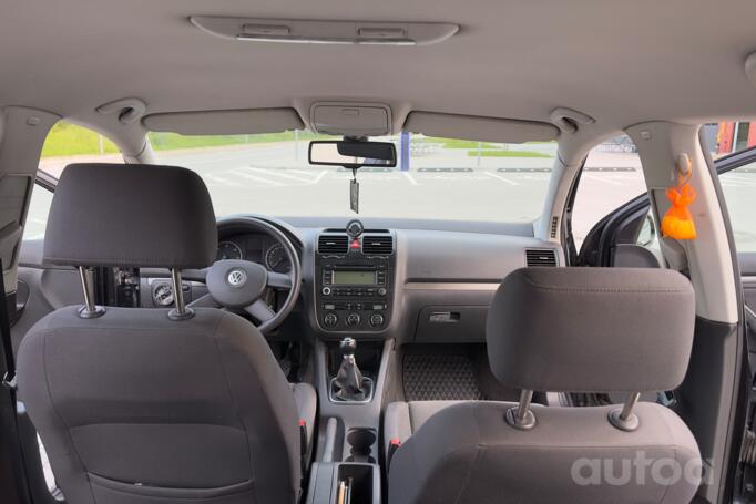 Volkswagen Golf 5 generation Hatchback 5-doors
