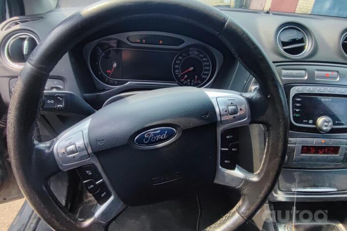 Ford Mondeo 4 generation Liftback