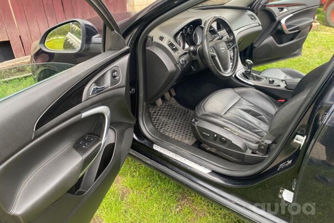 Opel Insignia A Sedan 4-doors