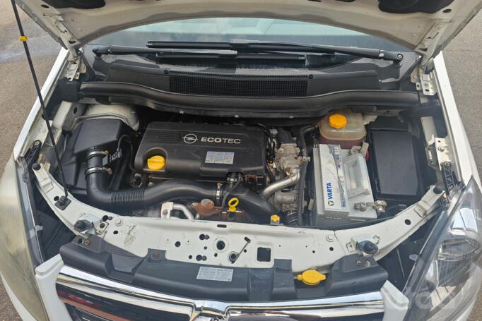 Opel Zafira B [restyling]