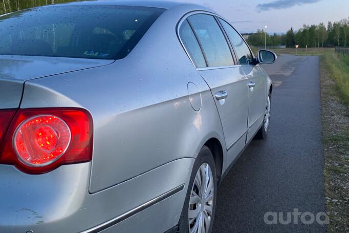 Volkswagen Passat B6 Sedan 4-doors
