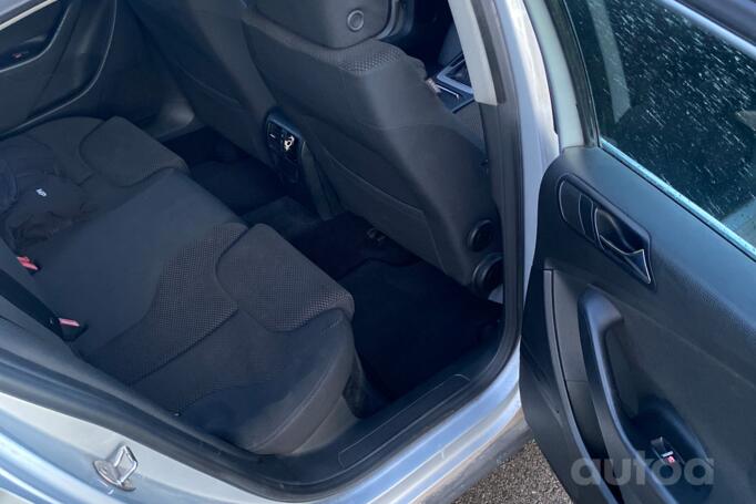 Volkswagen Passat B6 Sedan 4-doors