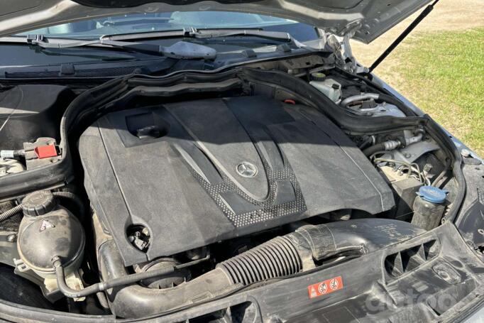 Mercedes-Benz C-Class W204/S204 Sedan 4-doors