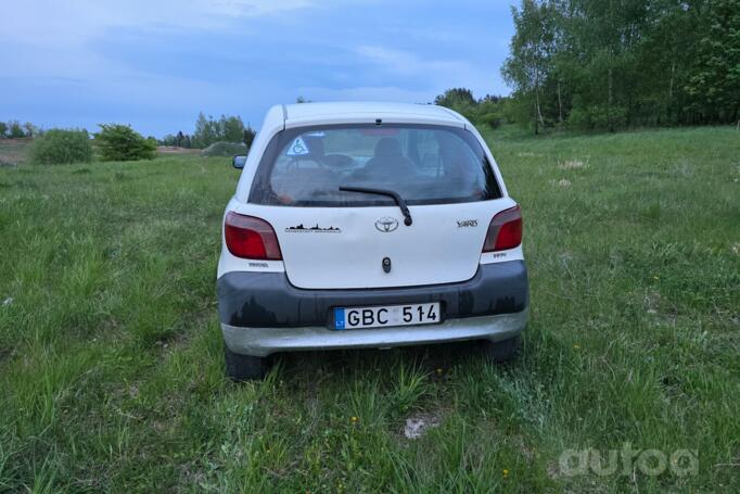 Toyota Yaris 1 generation