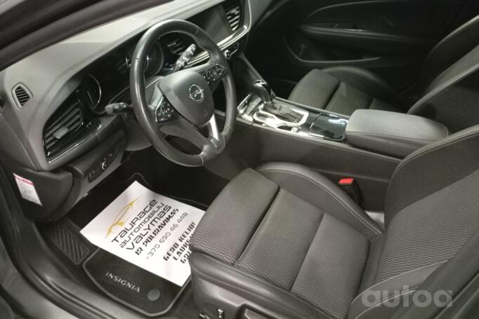 Opel Insignia B Sports Tourer wagon 5-doors