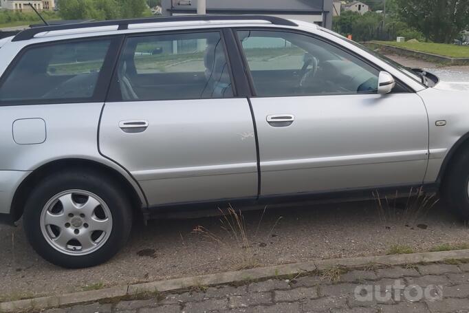 Audi A4 B5 [restyling] Avant wagon 5-doors