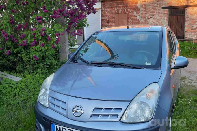 Nissan Pixo