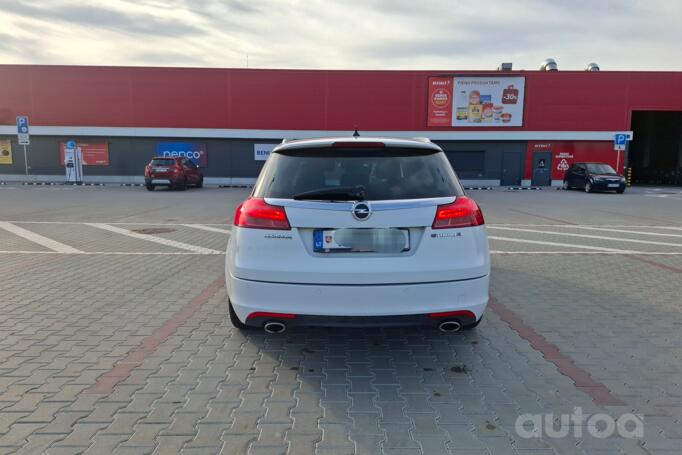 Opel Insignia A Sports Tourer OPC wagon 5-doors