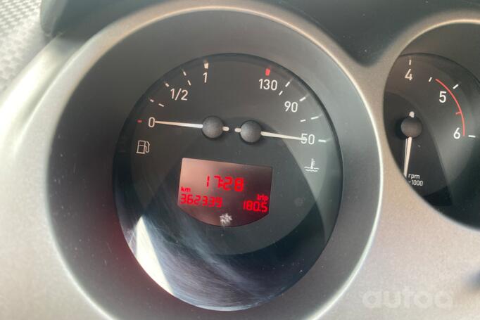 SEAT Toledo 3 generation Hatchback
