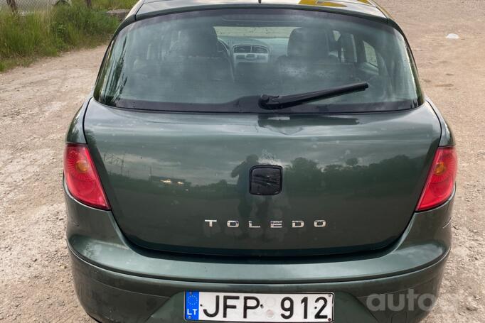 SEAT Toledo 3 generation Hatchback