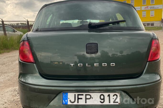 SEAT Toledo 3 generation Hatchback