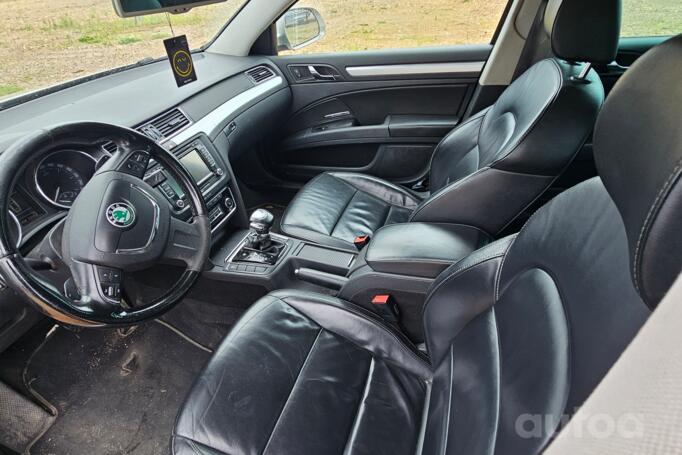 Skoda Superb 2 generation Combi wagon