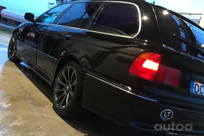 BMW 5 Series E39 Touring wagon