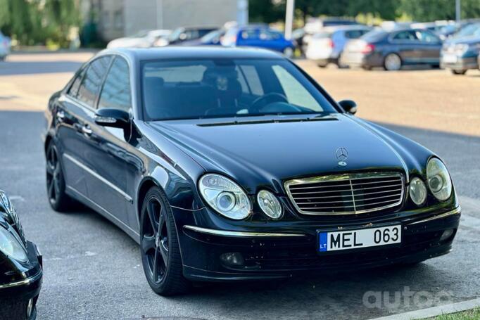 Mercedes-Benz E-Class W211 Sedan