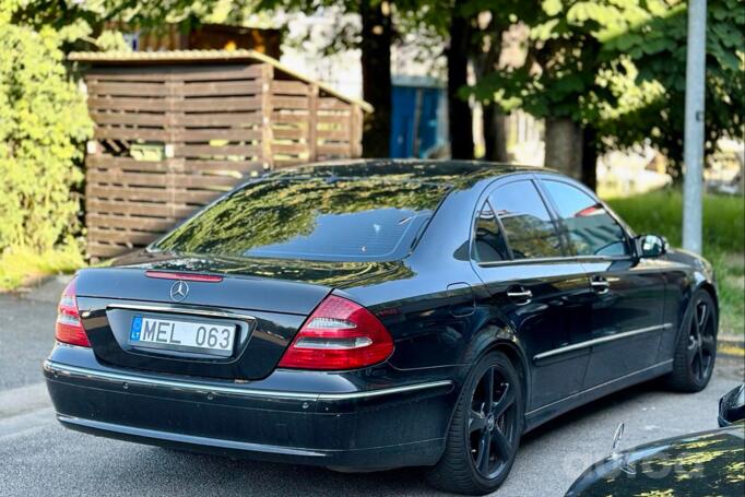 Mercedes-Benz E-Class W211 Sedan
