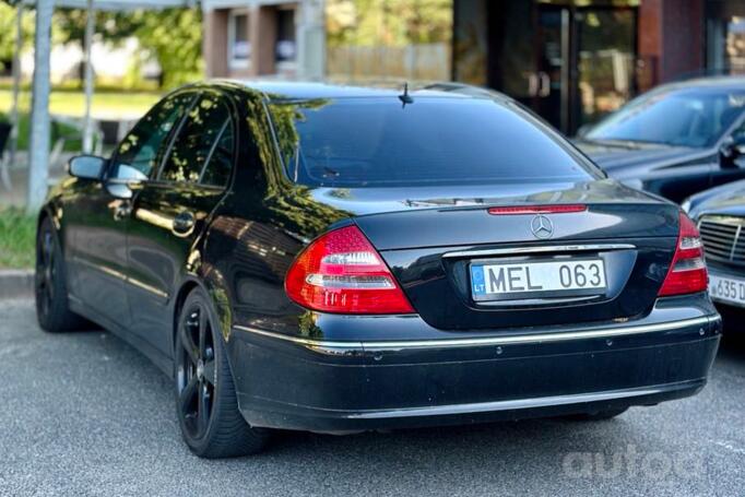 Mercedes-Benz E-Class W211 Sedan