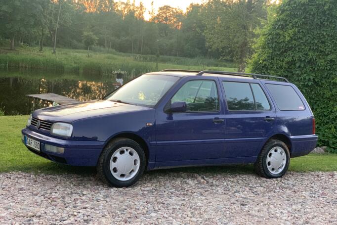 Volkswagen Golf 3 generation wagon