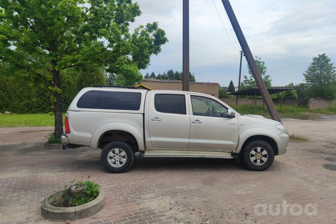 Toyota Hilux 7 generation [2th restyling] Double Cab pickup 4-doors