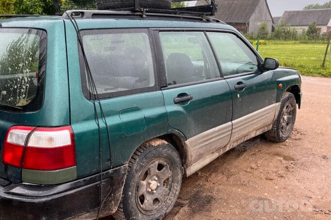 Subaru Forester 1 generation [restyling] Crossover