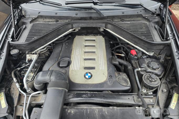 BMW X5 E70 Crossover
