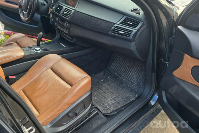 BMW X5 E70 Crossover