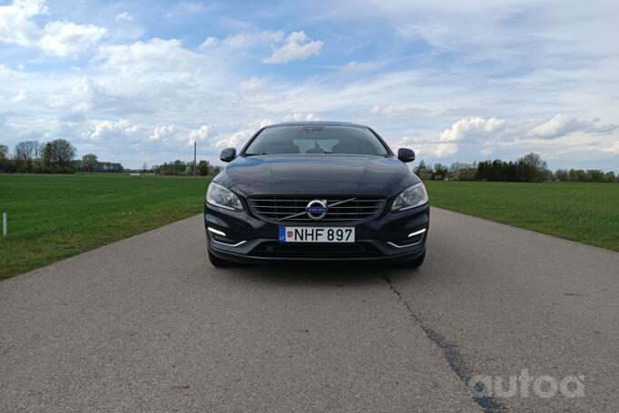Volvo S60 2 generation [restyling] Sedan 4-doors