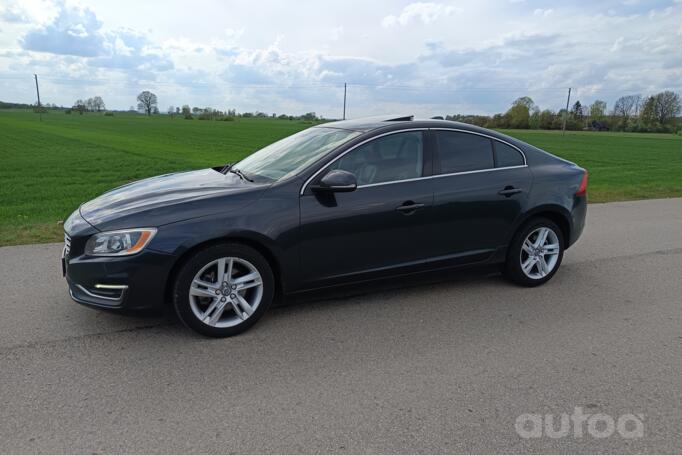 Volvo S60 2 generation [restyling] Sedan 4-doors