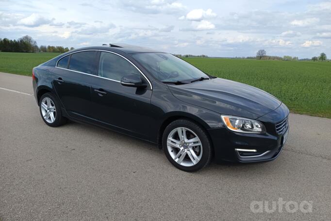 Volvo S60 2 generation [restyling] Sedan 4-doors