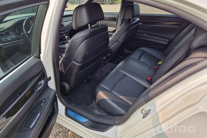 BMW 7 Series F01/F02 Sedan