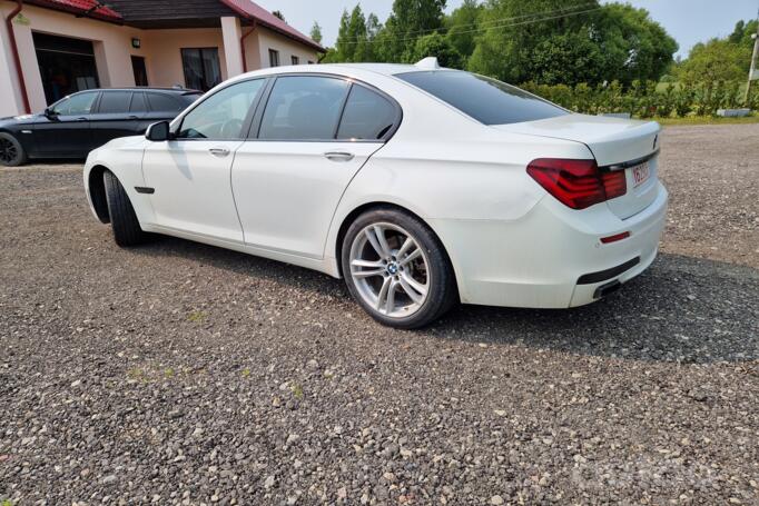 BMW 7 Series F01/F02 Sedan