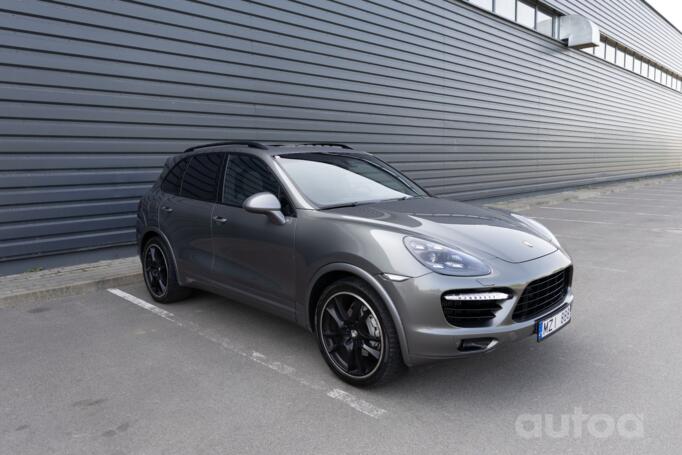 Porsche Cayenne 958 Crossover