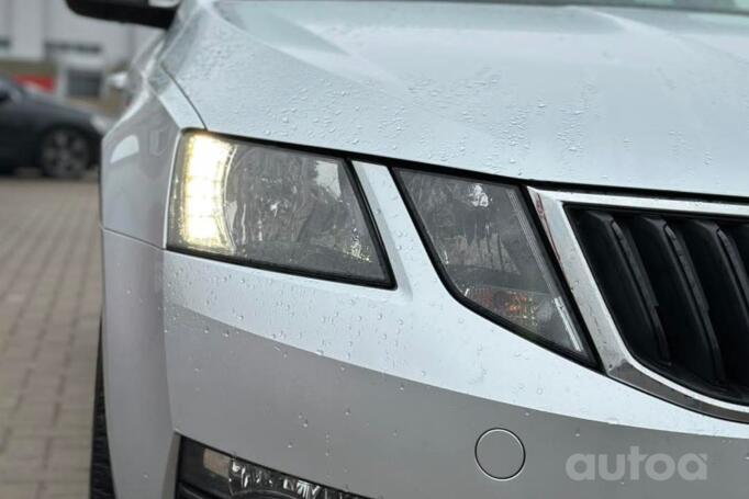Skoda Octavia 3 generation [restyling] Combi wagon 5-doors
