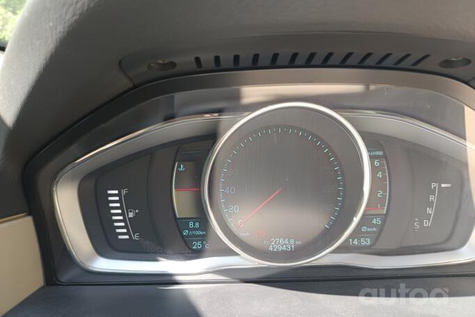 Volvo XC70 3 generation [restyling] wagon
