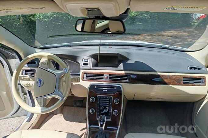 Volvo XC70 3 generation [restyling] wagon