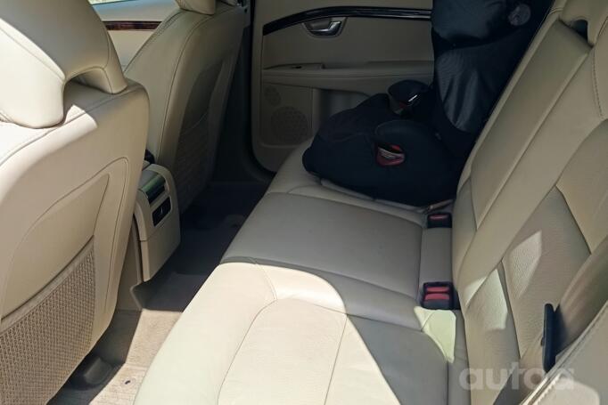 Volvo XC70 3 generation [restyling] wagon