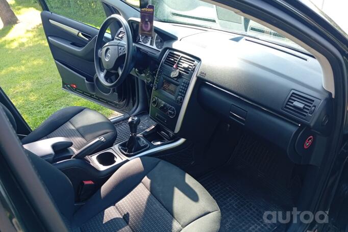 Mercedes-Benz B-Class W245 [restyling] Hatchback