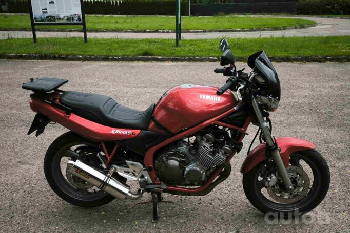 Yamaha XJ