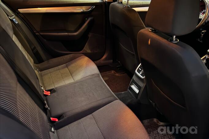 Skoda Octavia 3 generation Combi wagon 5-doors