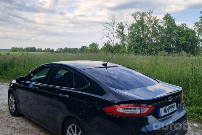 Ford Fusion (North America) 2 generation Sedan